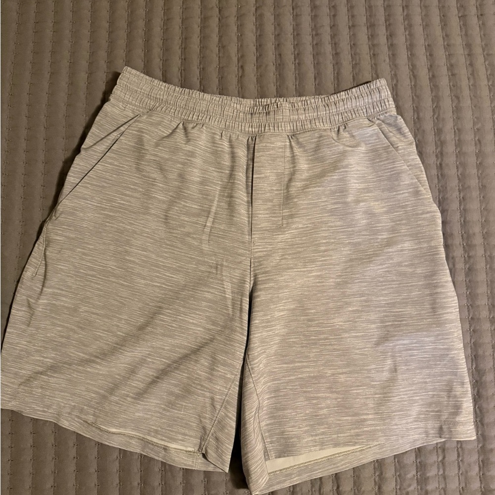 Men’s 7” Grey Lulu Shorts
